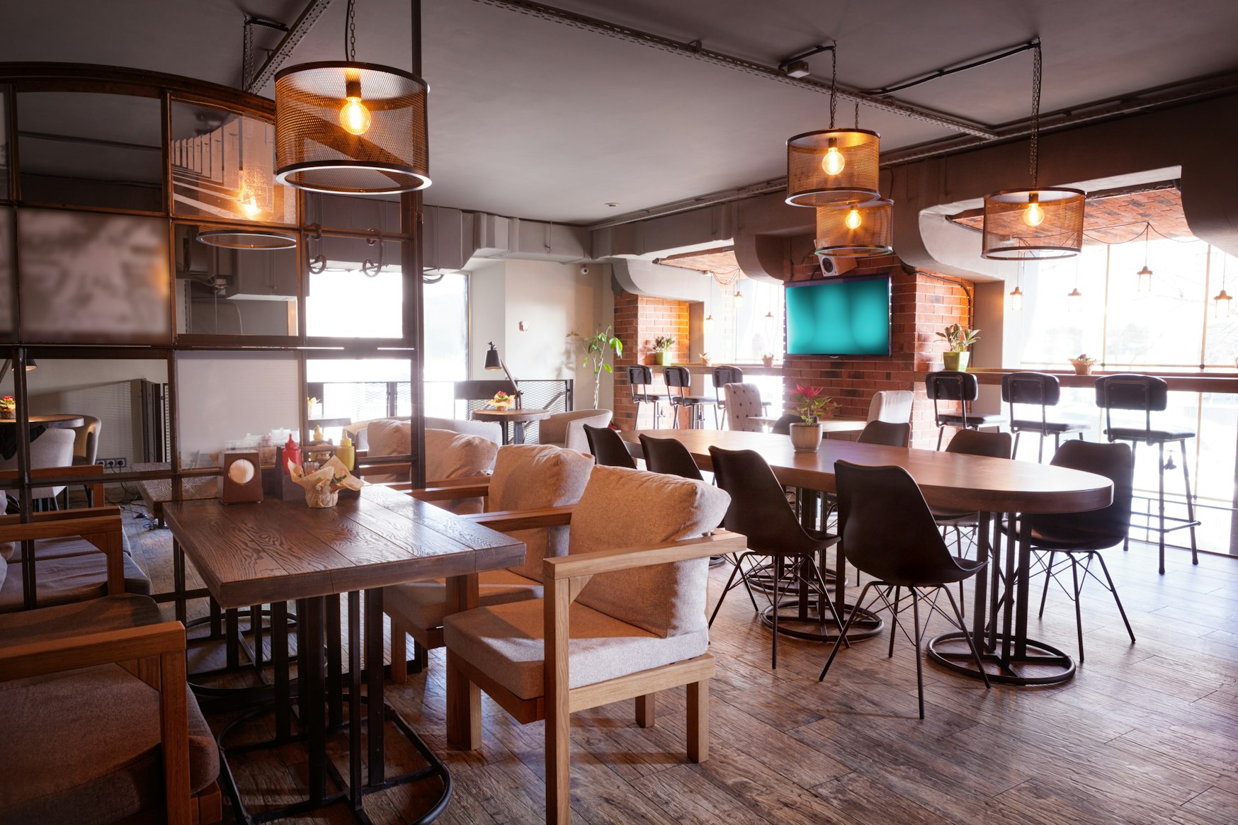 Empty Restaurant after being cleaned